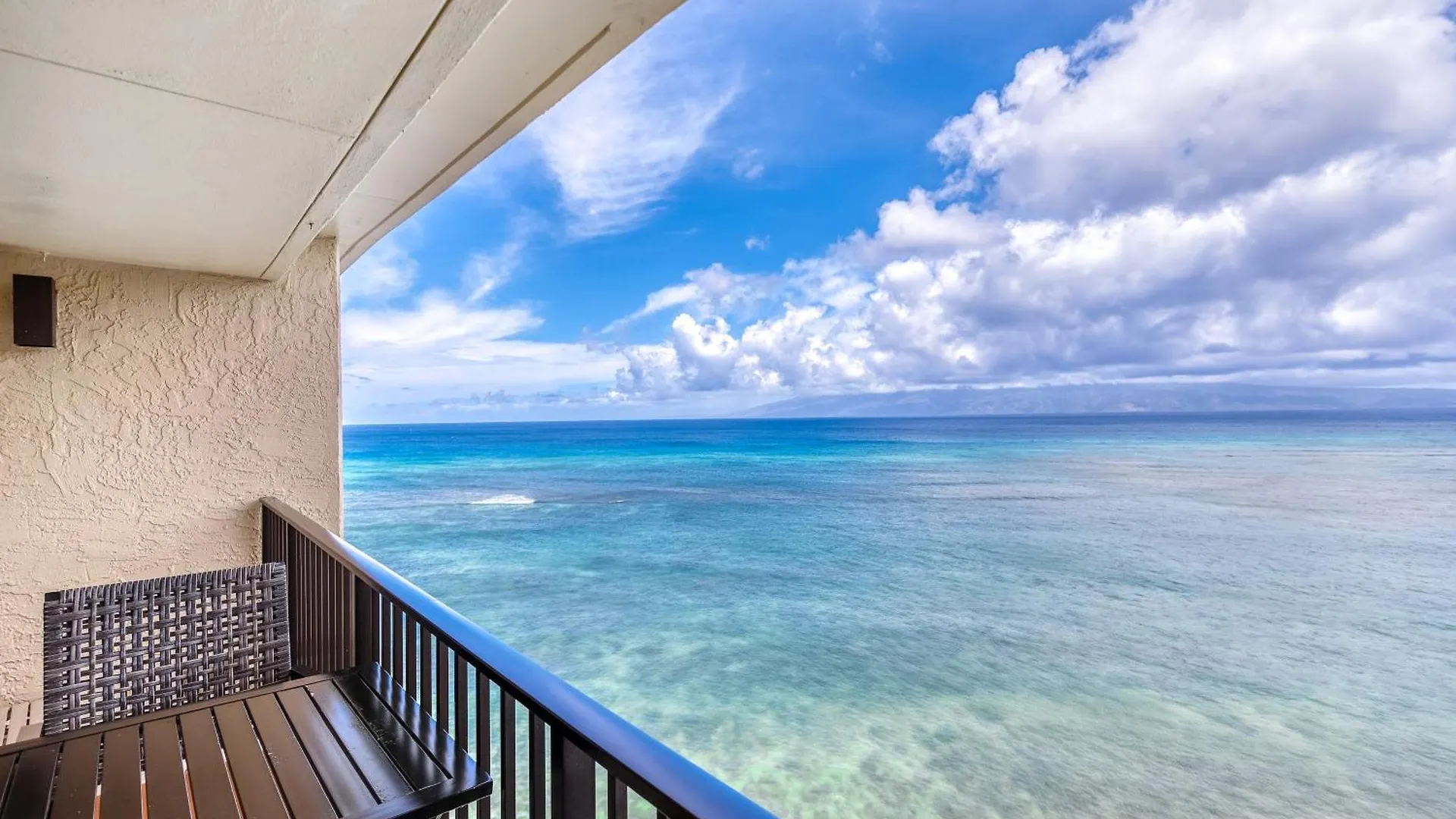 Hololani Resort Kahana Apartment